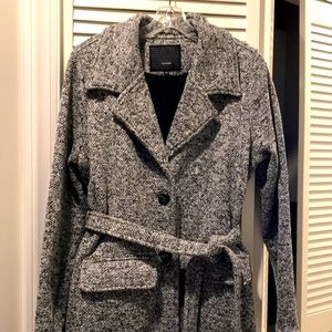Steve Madden black and white tweed 3/4 length coat.